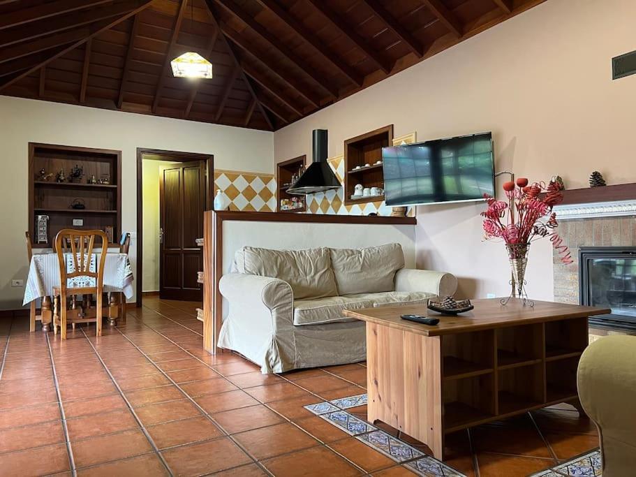 Rustic House La Montana Villa Breña Baja Екстериор снимка